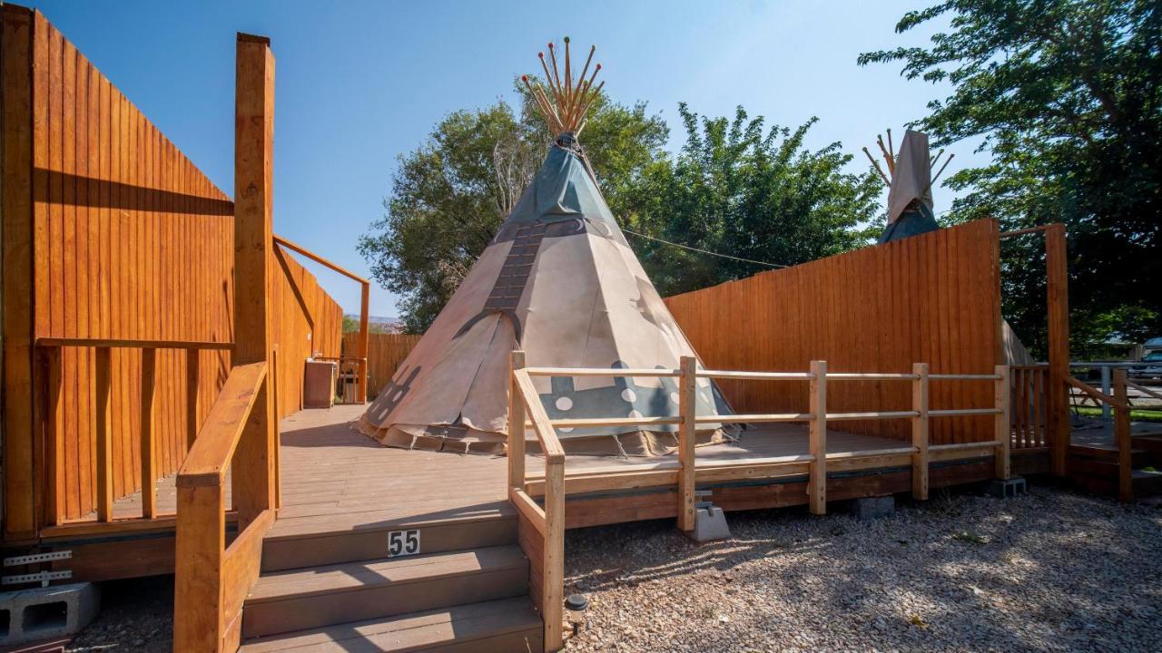 Отель Ok Rv Park Glamping Tipi Ok56 Моаб Экстерьер фото